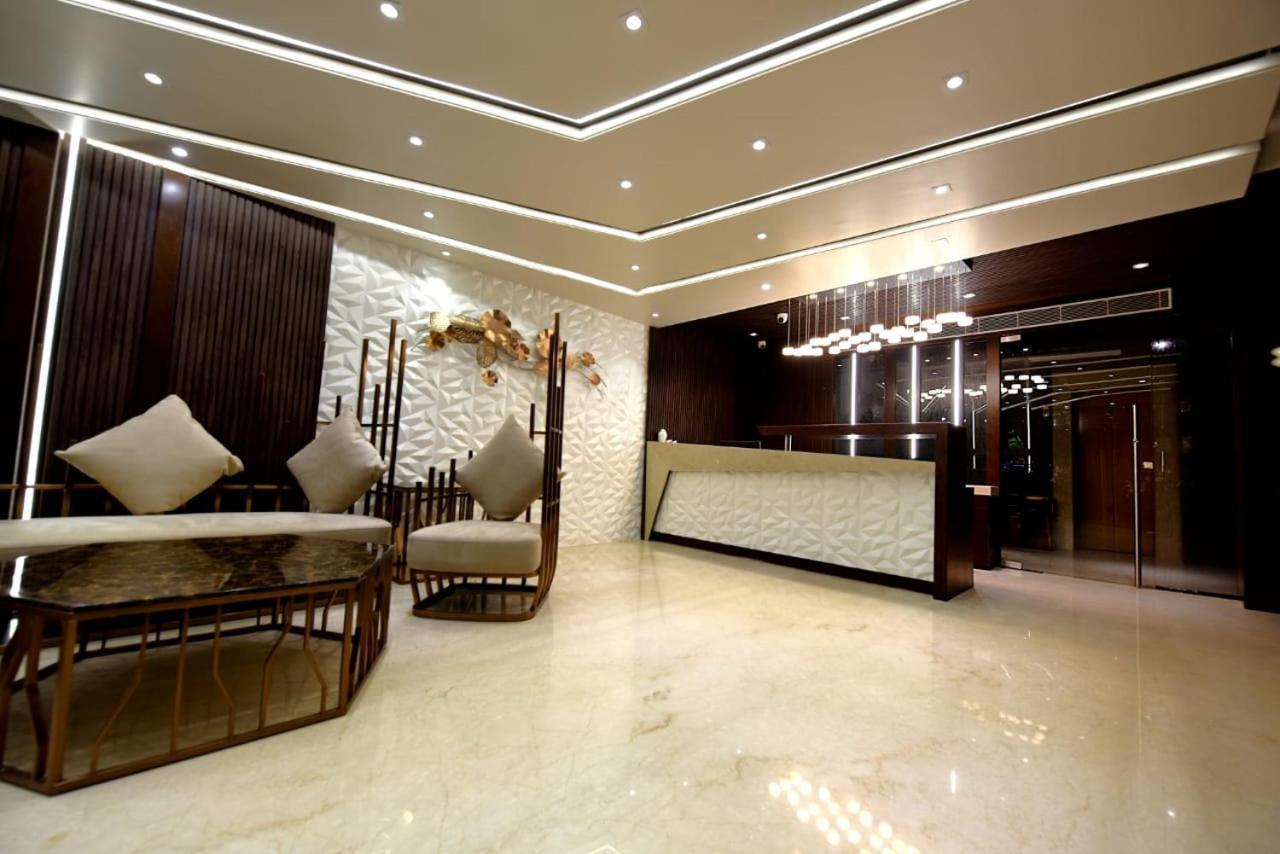 Jw Cruise Hotell Ajmer Exteriör bild